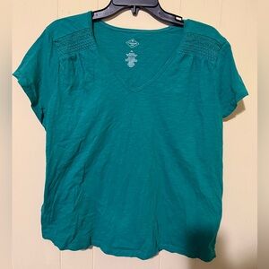 3 for $15 💚St. John's Bay Teal V-Neck Short Sleeve Tee with Shoulder Smocking